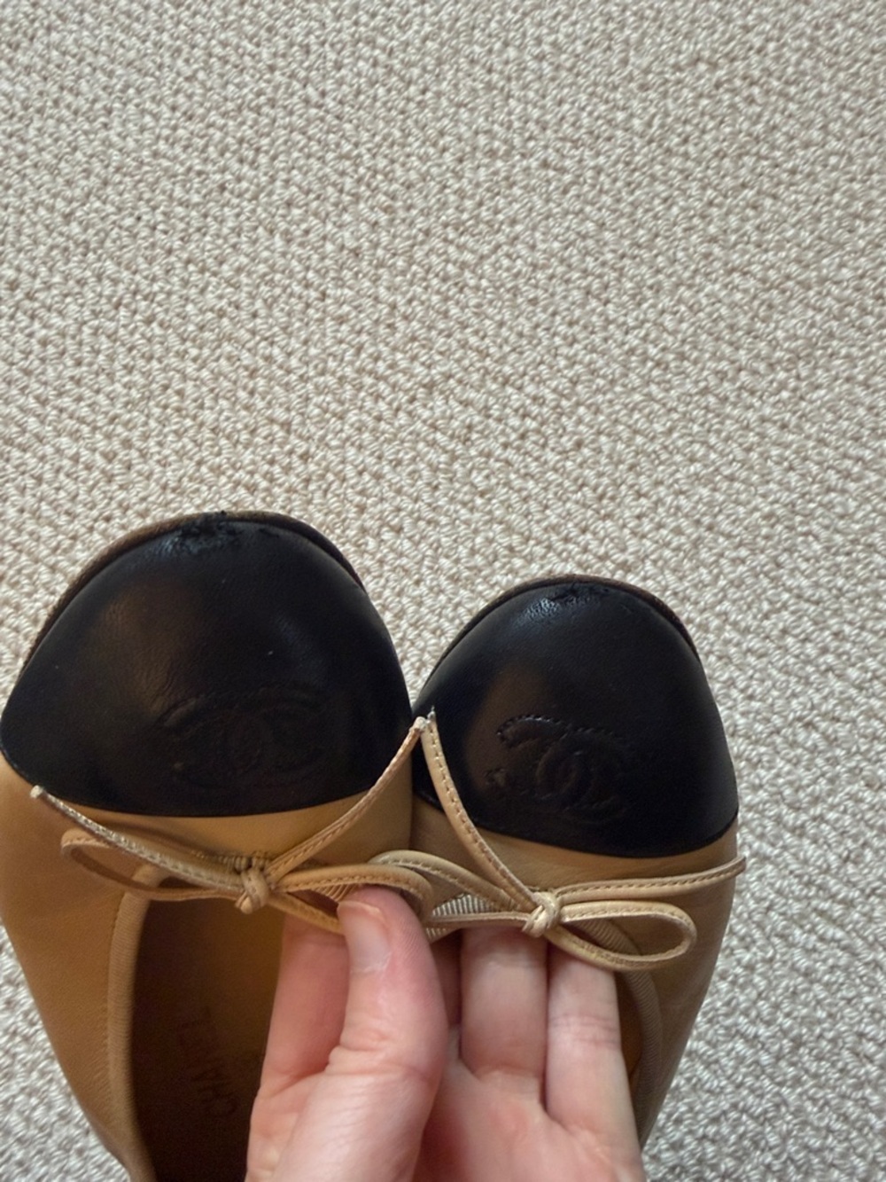 CHANEL Beige and Black Leather Cap-Toe Ballet Flats - Picture 8 of 8